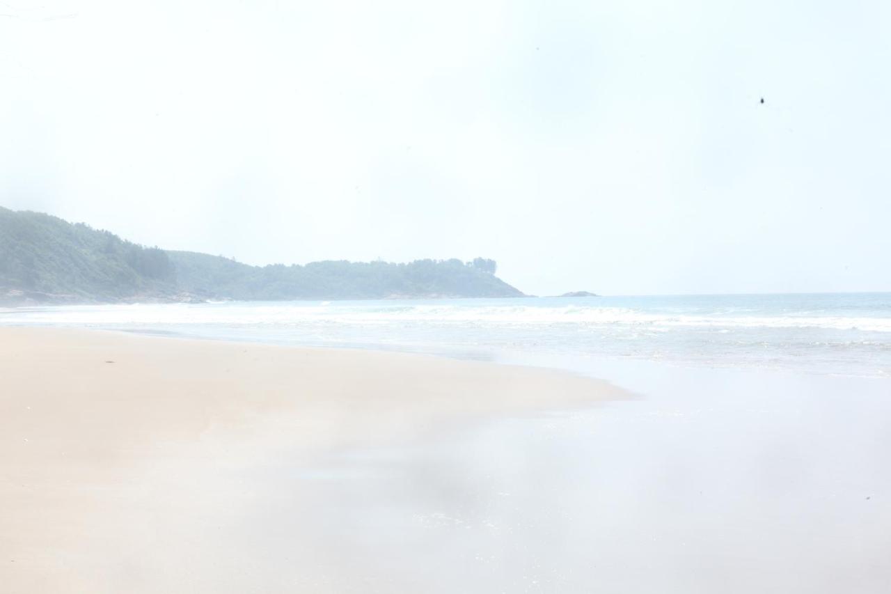 5 Mile Beach Resort Kumta Kültér fotó